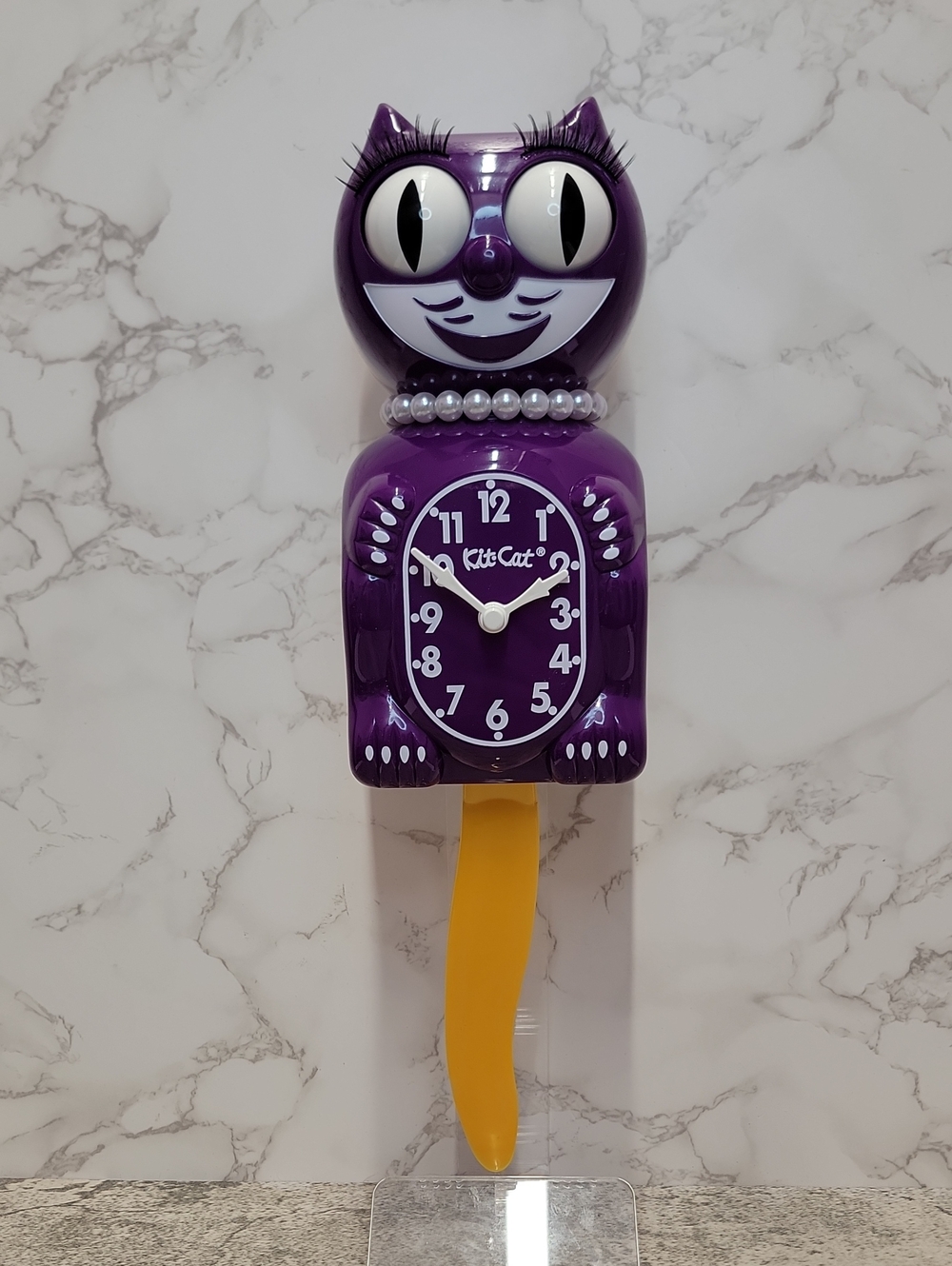 Boysenberry Gold Lady KIT-CAT CLOCK KAT KLOCK